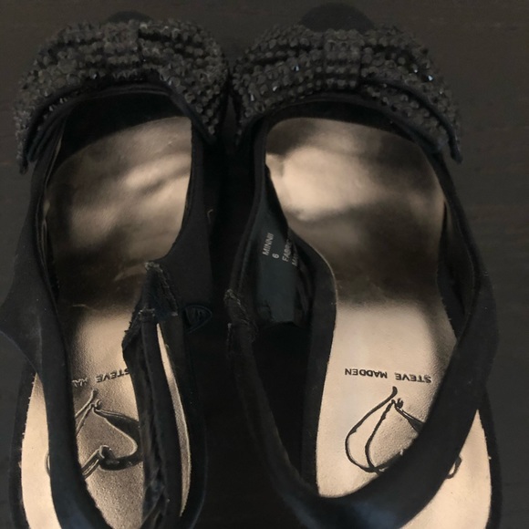 Steve Madden size 6 Black MINNII pumps jewel bow - Picture 5 of 7